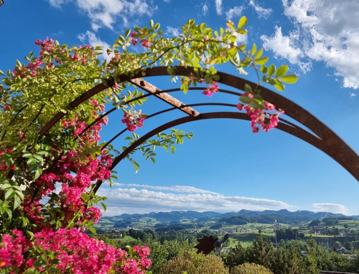 Bnb Alpenblick Luetisburg Exterior photo